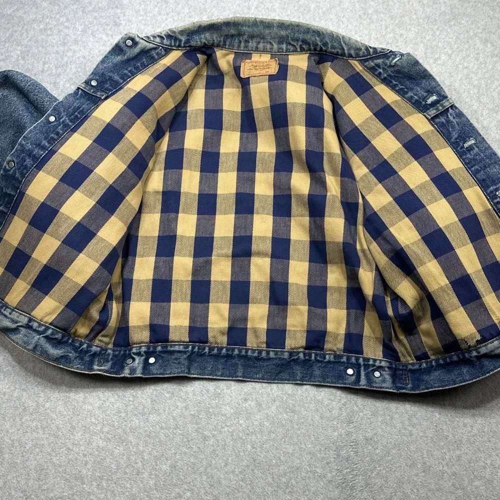 Vintage Levis Denim Jacket 44 Blue Trucker Type III Lined 1980s Distressed USA